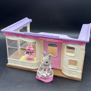 Sylvanian Families Calico Critters BOUTIQUE Store Dress, Dress Form and Rabbit